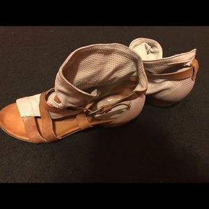 MiZ MOOZ Verona Collection Sandals